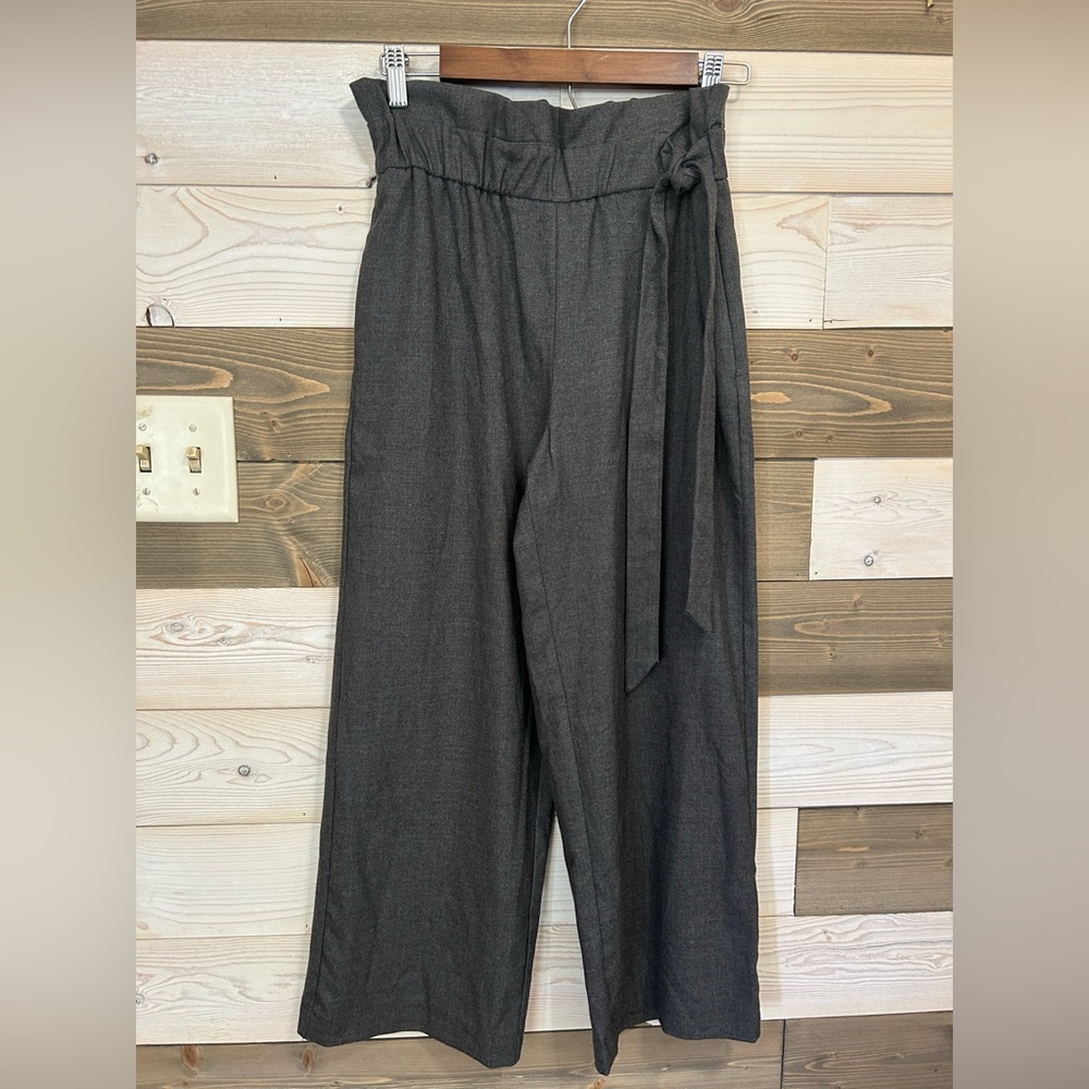 Zara ⚜️ Paper Bag Style Cropped Pant